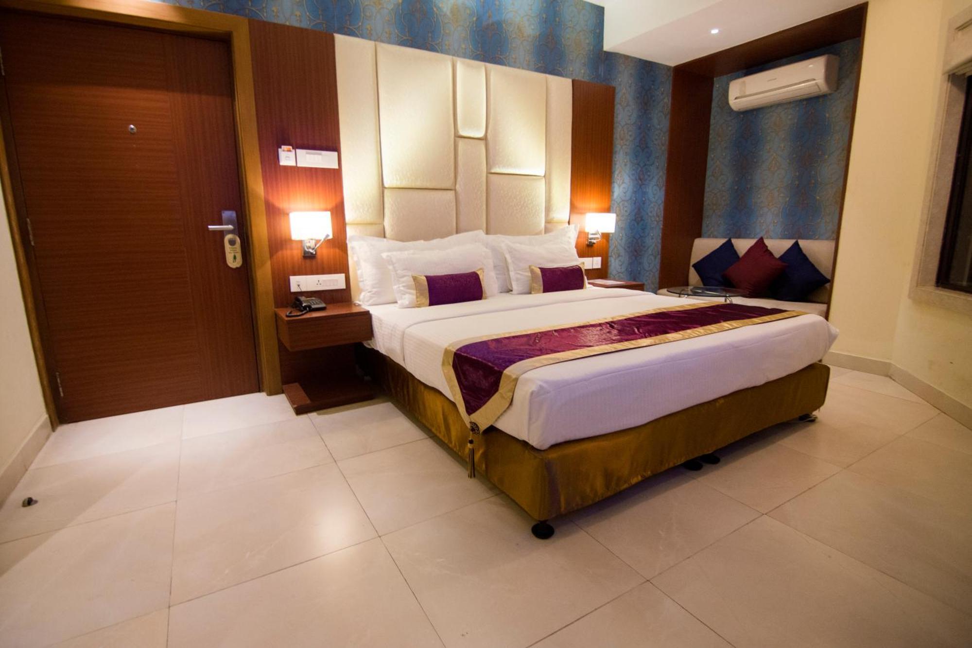 Aura Hotel Колката Екстер'єр фото