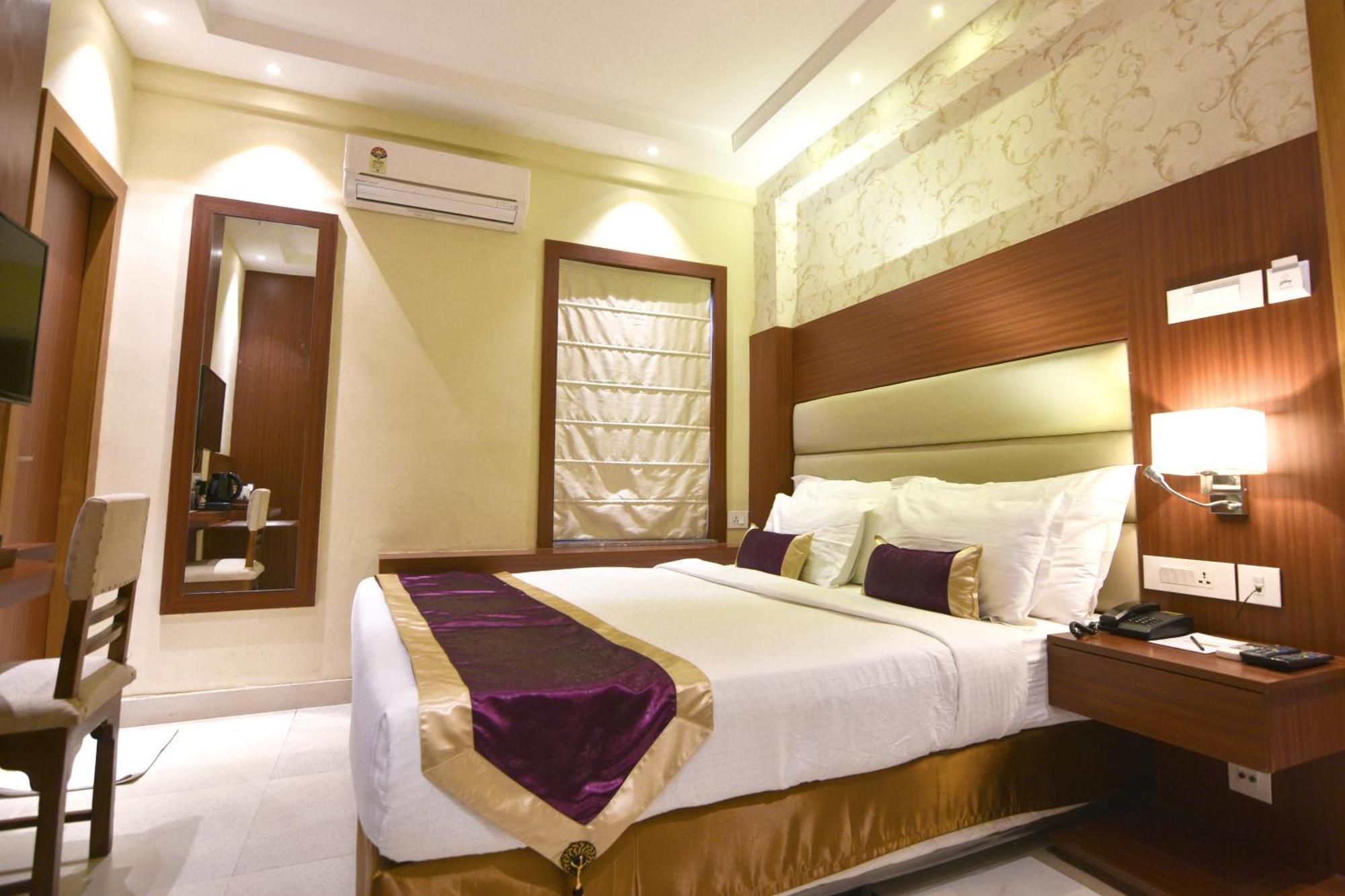 Aura Hotel Колката Екстер'єр фото